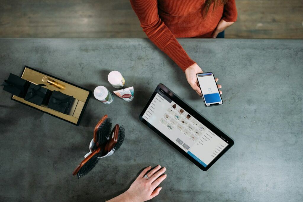 Customer paying for an online order with a smartphone mobile wallet